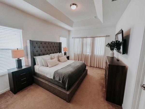 Spacious 5-Bedroom Orlando Home with Private Pool & Resort Amenities